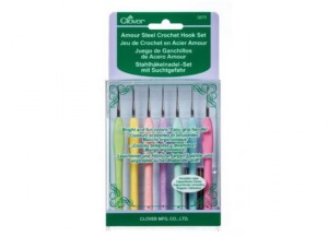 Clover Amour Steel Crochet Hook Set