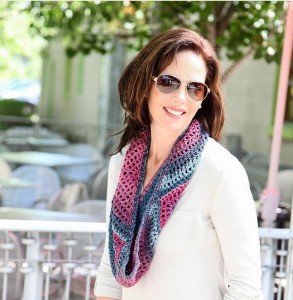 Craftsy Crochet Kit: ZigZag Cowl!