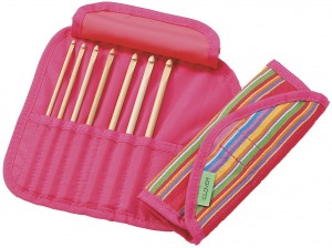 Clover Takumi Getaway Gift Set Bamboo Crochet Hook