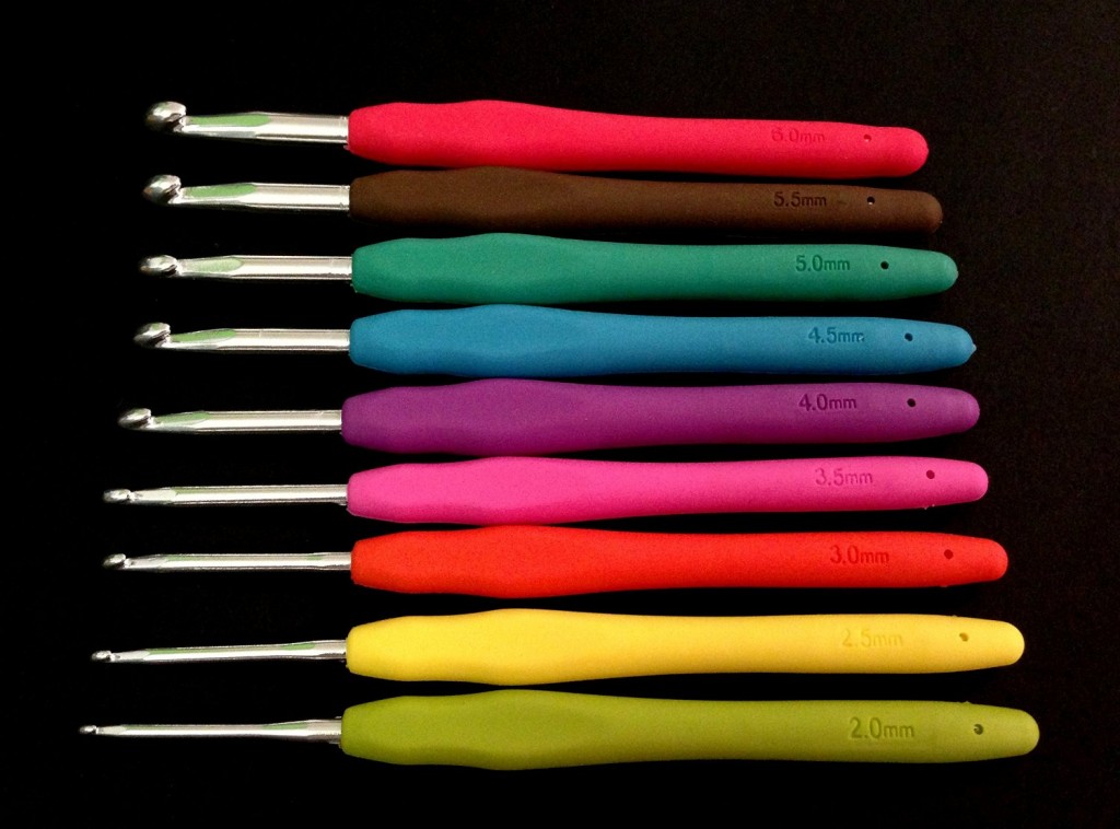 9pcs Crochet Hook Set with Ergonomic Grip, great gift!