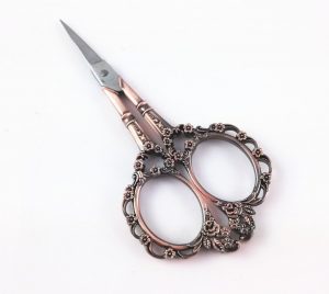 Vintage European Style Plum Blossom Needlework Embroidery Scissors