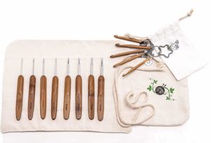 Bamboo Crochet Hook Set with Canvas Case