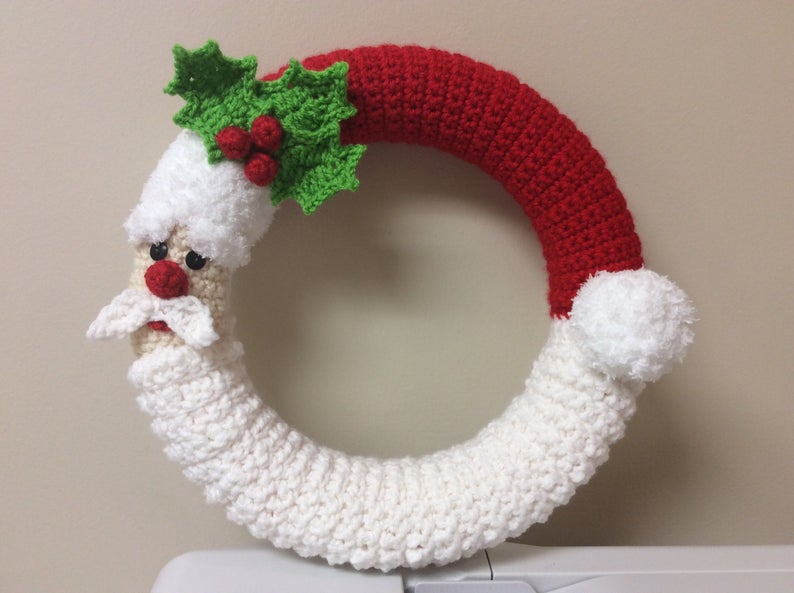 Crochet Santa Wreath by Teddywings 1 Crochet Santa Wreath
