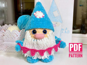 Christmas Gnome Crochet Pattern