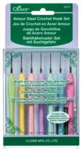 Clover Amour Steel Crochet Hook Set