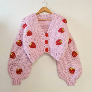 Strawberry Chunky Sweater Pattern by Lindseyboutiquee