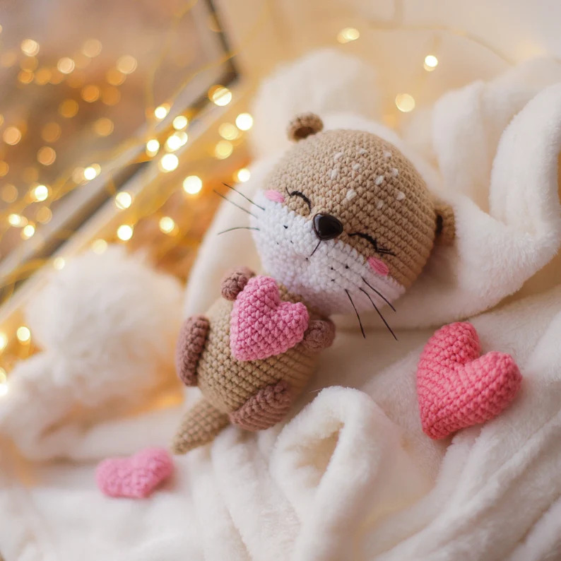 Valentine’s Day Otter Crochet