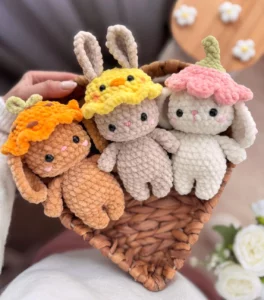 Crochet Bunnies in Easter Hats 02