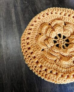 Slouchy Flower Beret pattern3