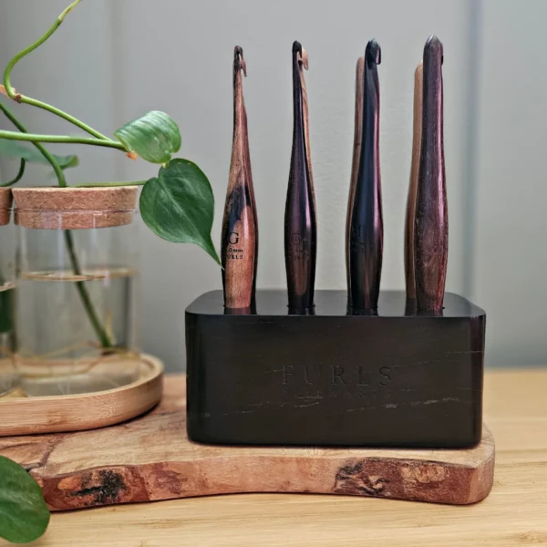 Ebony 8 Hook Stand