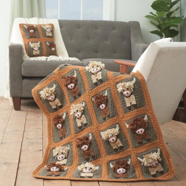 Highland Cows Crochet Book