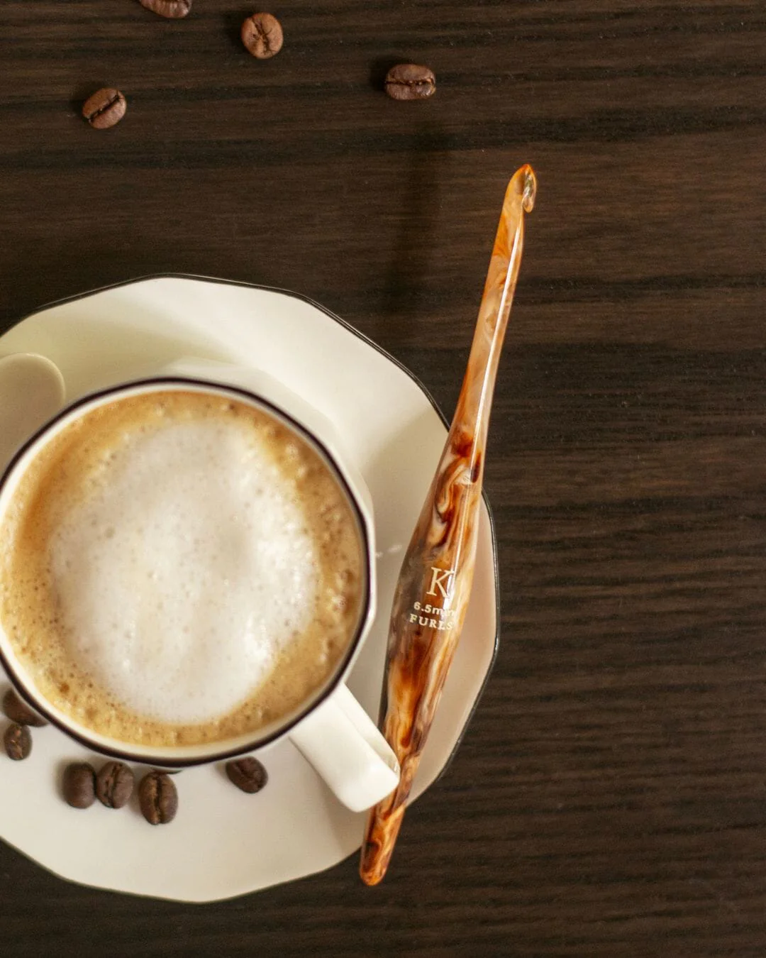 Latte Streamline Crochet Hook