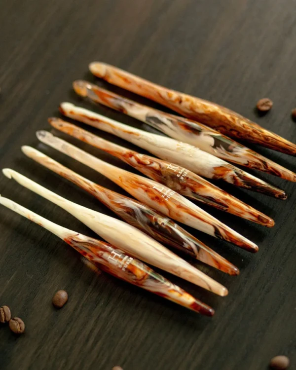 Latte Streamline Crochet Hook