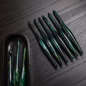 Vixen Streamline Resin Crochet Hook