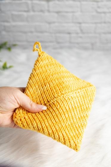 Double Thick Tunisian Crochet Potholder Pattern by Nicole Riley 2 Double Thick Tunisian Crochet Potholder pattern