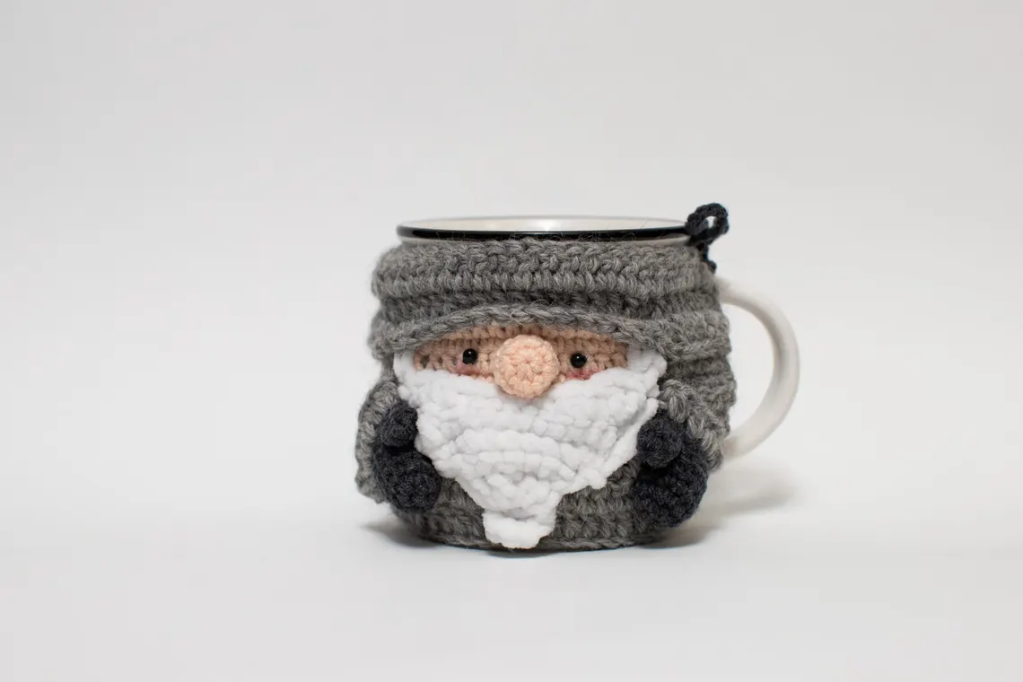 Gnome Crochet Mug Cozy Pattern: Winter Holiday Set from BlinkYarnCrafts 4 Gnome Crochet Mug Cozy Pattern