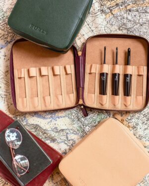 Safekeep 10 Hook Leather Travel Case