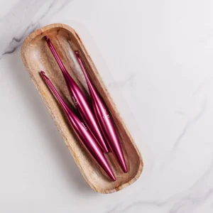 ergonomic metal crochet hook