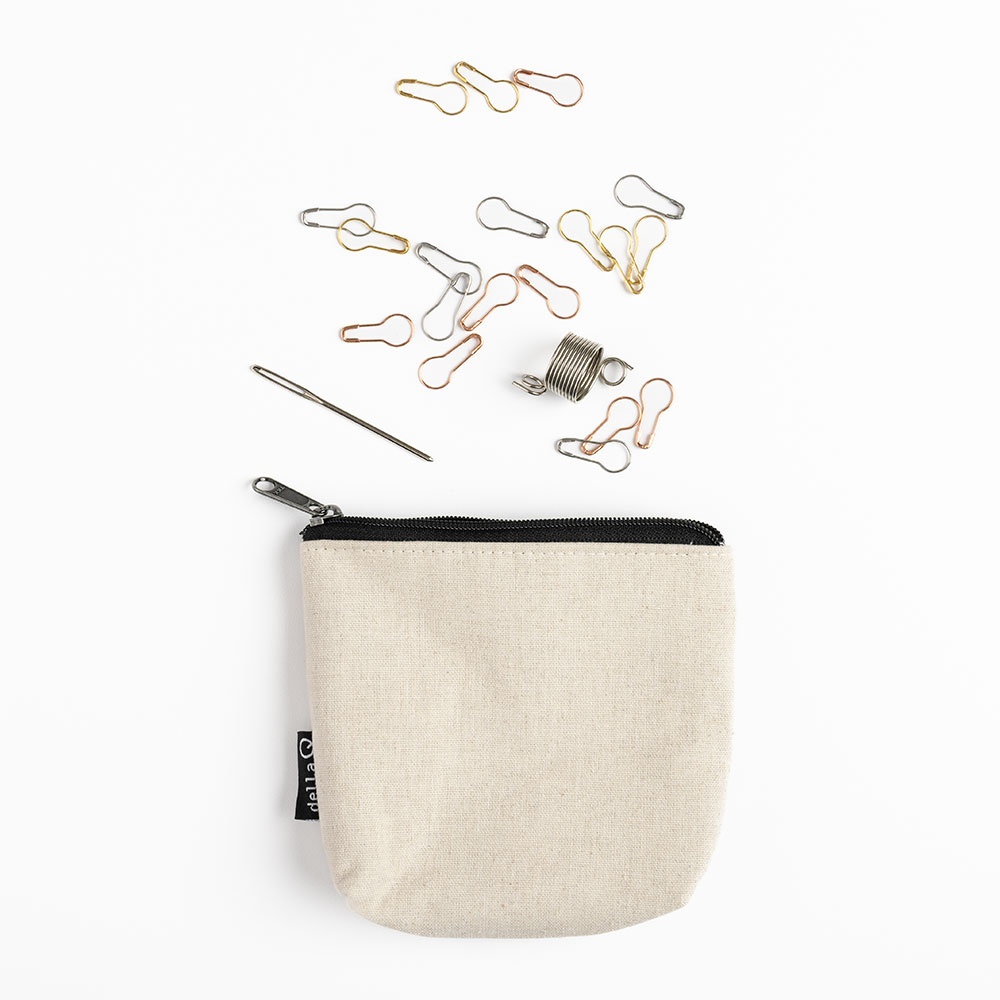 Linen Notions Pouches by della Q 1 linen notions pouch for crochet